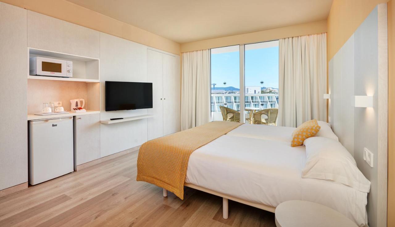 Protur Vista Badia Lejlighedshotel Sa Coma  Eksteriør billede